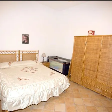 Spacious House In With Terrace And Garden Holiday home