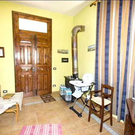 Holiday home Spacious House In With Terrace And Garden *