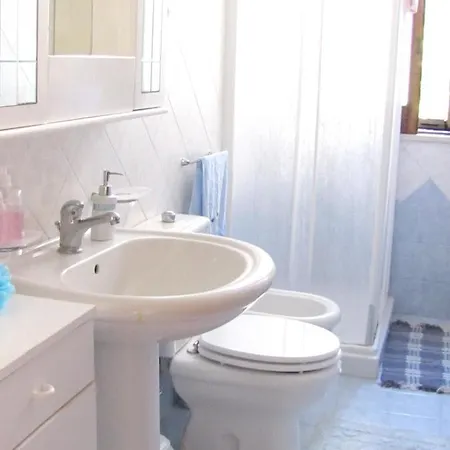 Spacious House In With Terrace And Garden Hébergement de vacances Lido di Noto