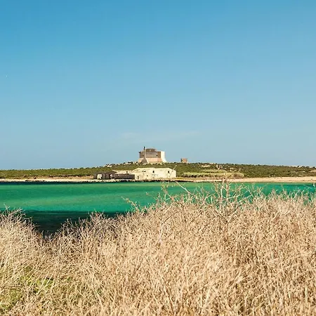 Hébergement de vacances Spacious House In With Terrace And Garden Lido di Noto