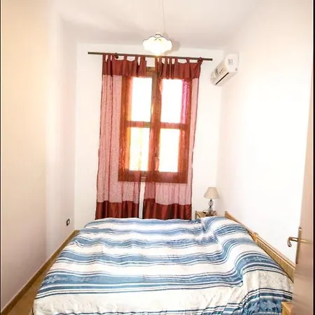 Spacious House In With Terrace And Garden Holiday home Lido di Noto