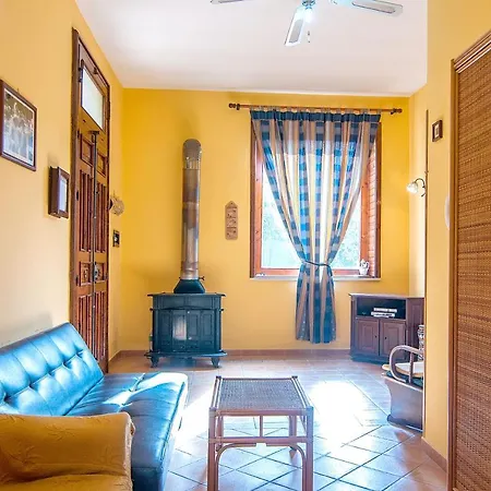 Spacious House In With Terrace And Garden * Lido di Noto